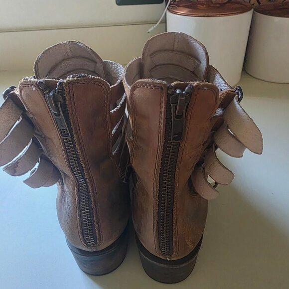 Freebird Boots - Picture 3 of 5